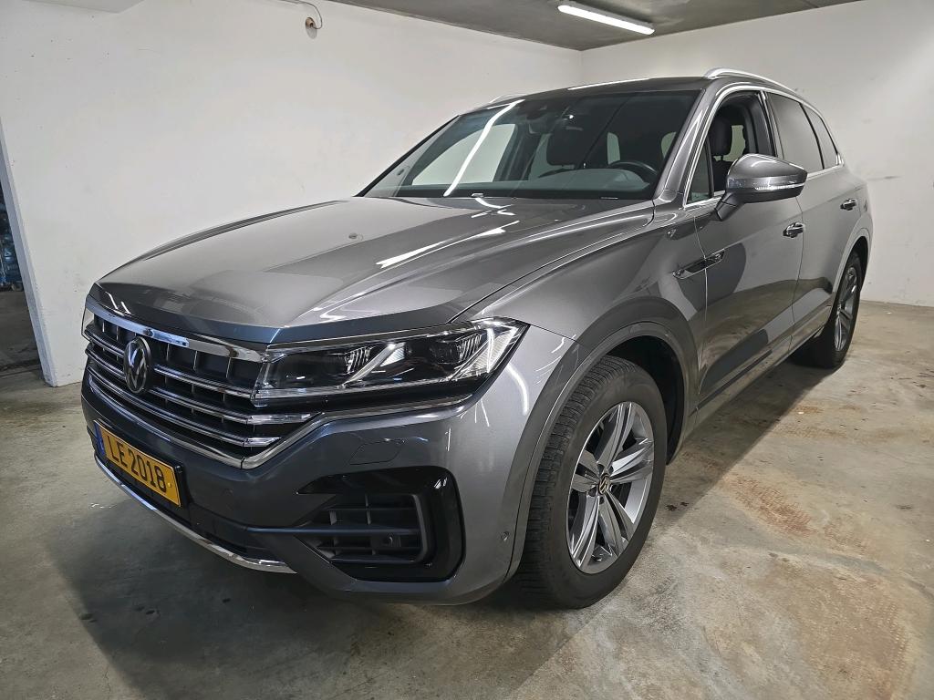 Volkswagen Touareg 3.0 TDI R-Line