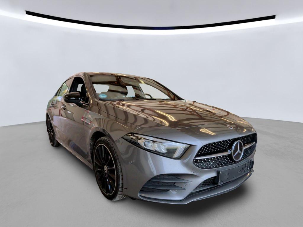 Mercedes-Benz A 250e