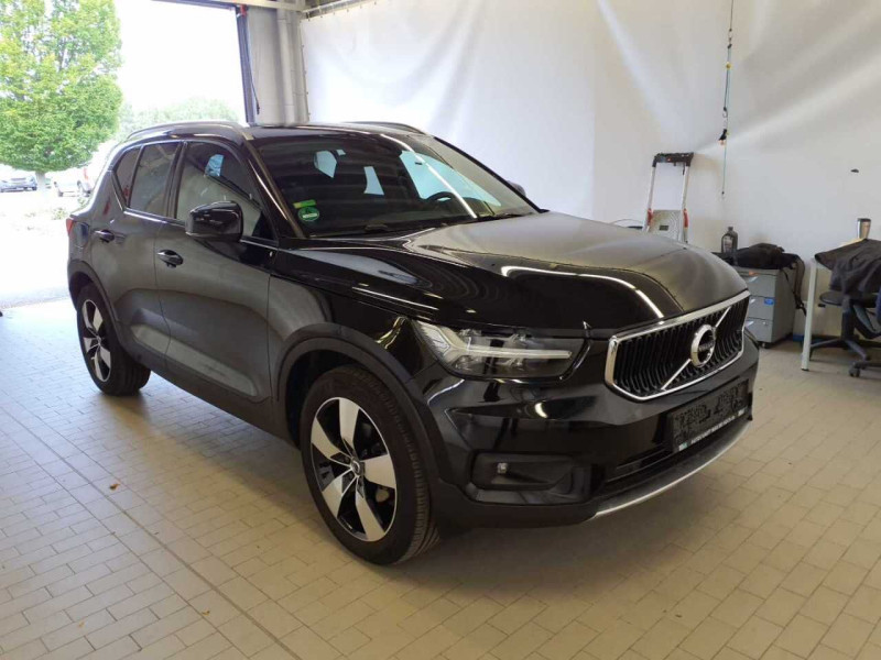 Volvo XC40 T3 Momentum Pro
