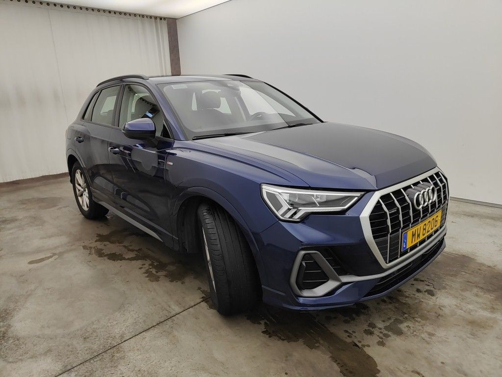 Audi Q3 40 TDI S Line