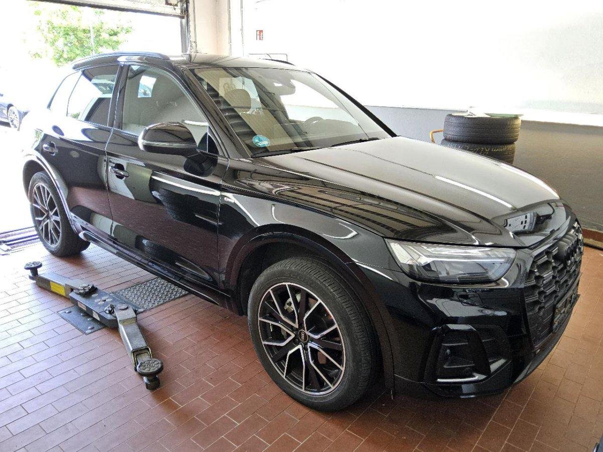 Audi Q5 40 TDI S Line