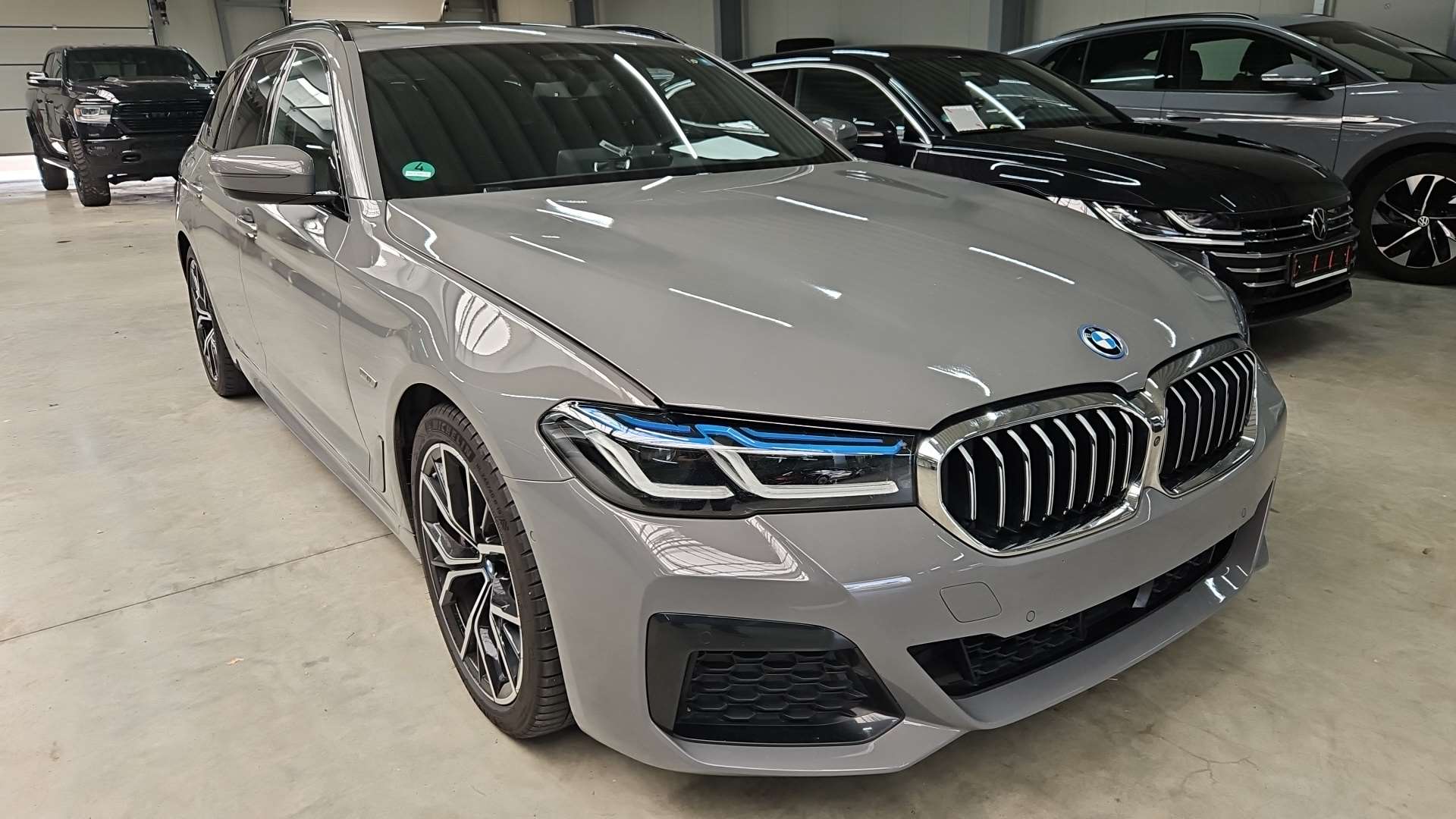 BMW 5 Series Touring 530e