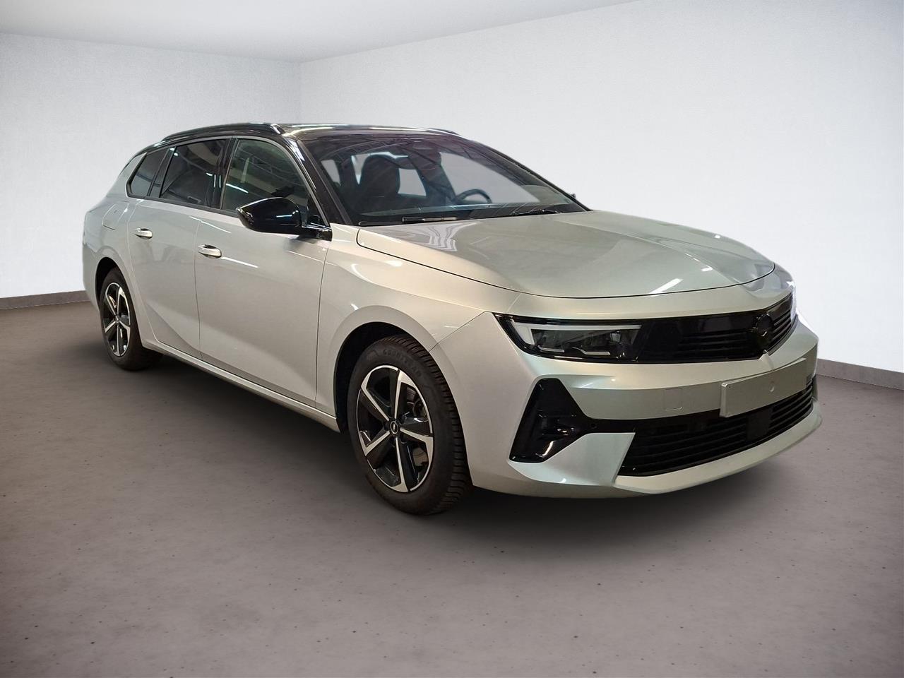 Opel Astra Sports Tourer 1.2 GS