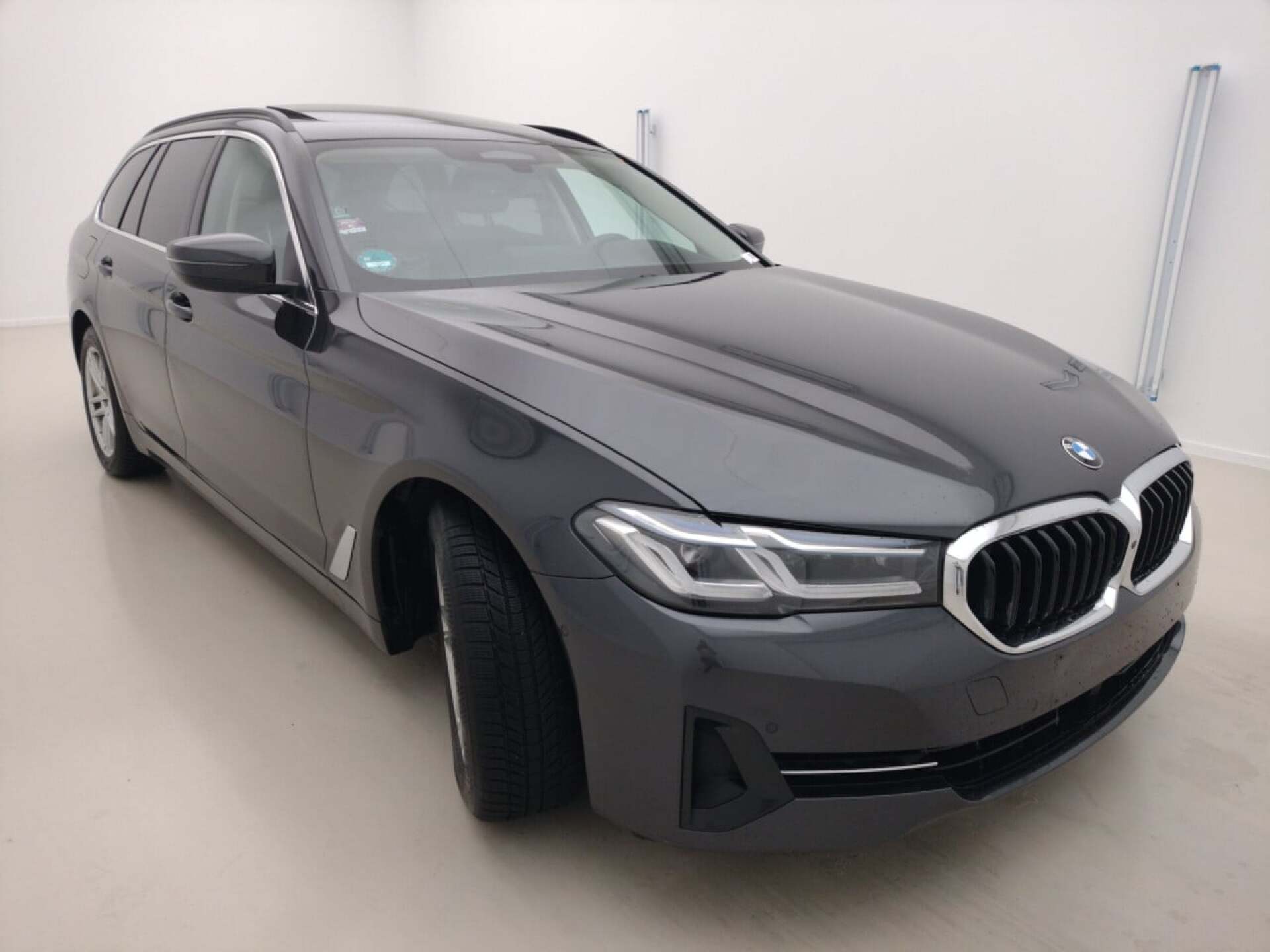 BMW 5 Series Touring 530d