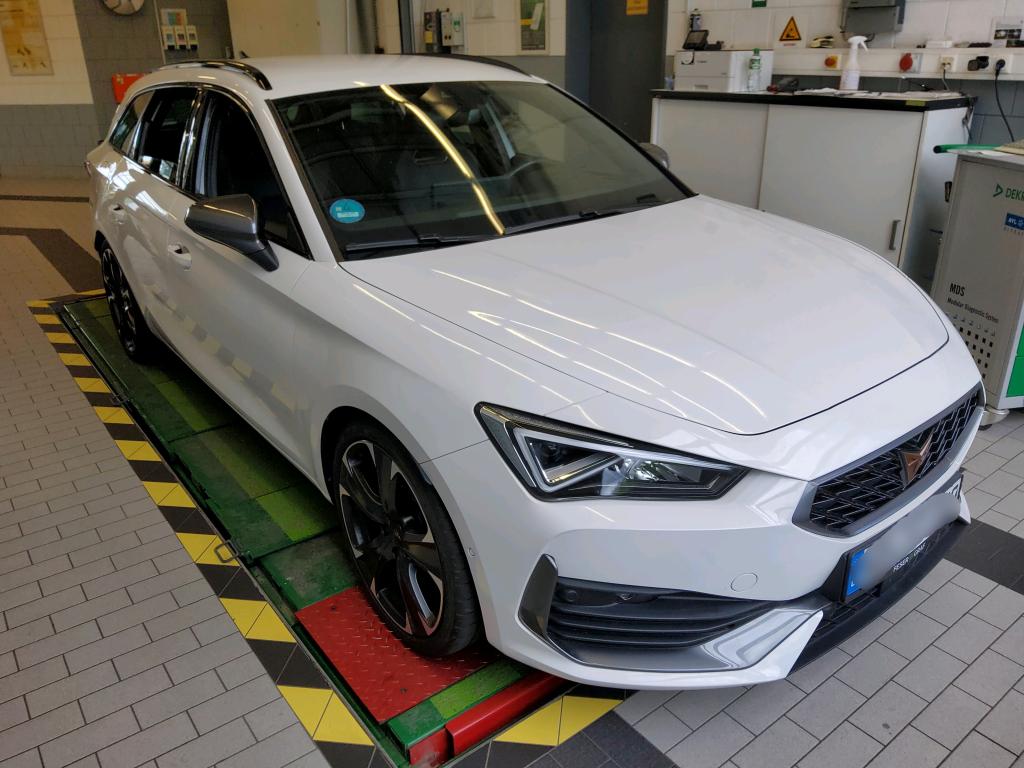 Cupra Leon Sportstourer 2.0 TSI VZ