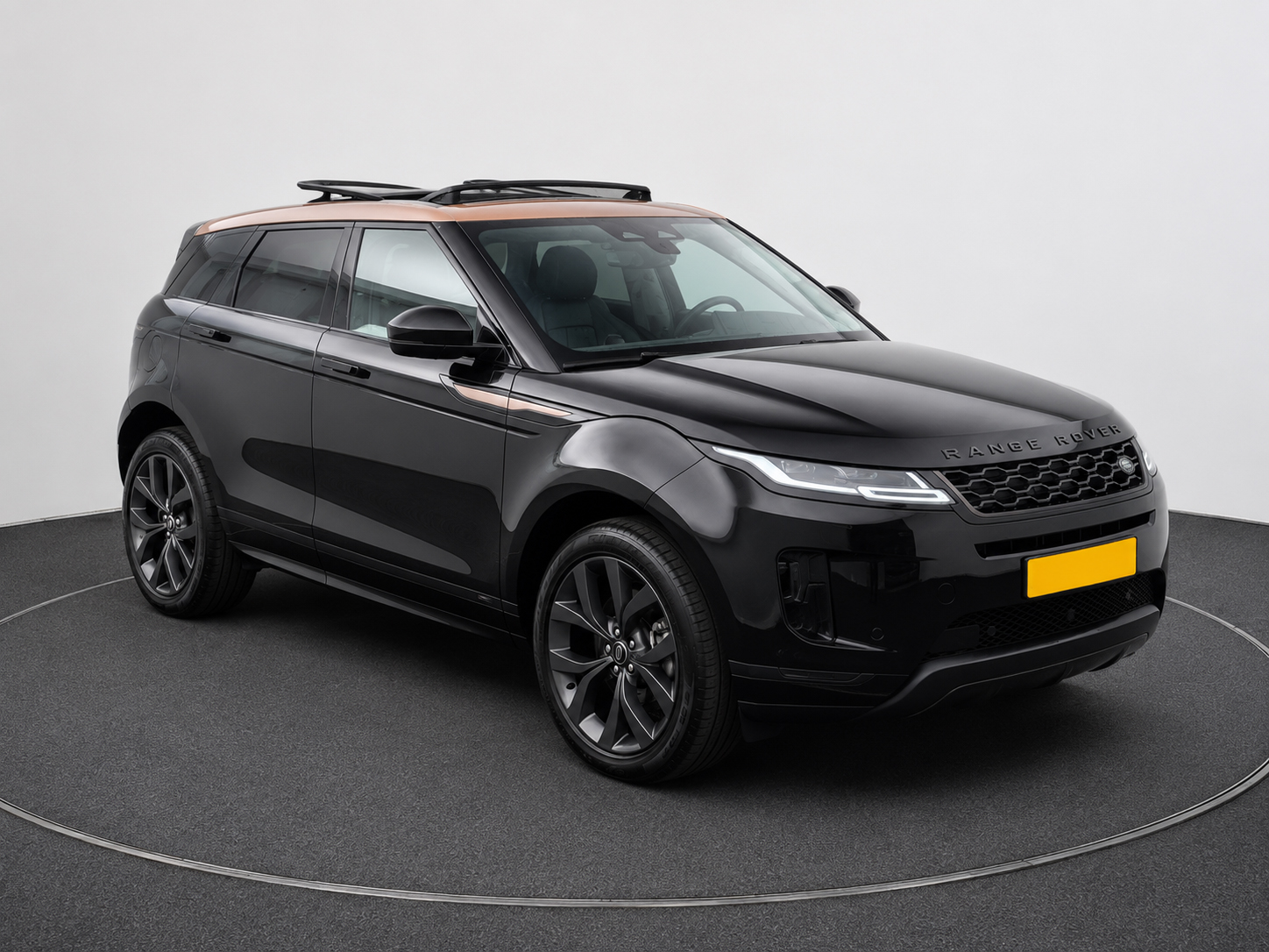 Land Rover Range Rover Evoque 1.5 P300e R-Dynamic HSE