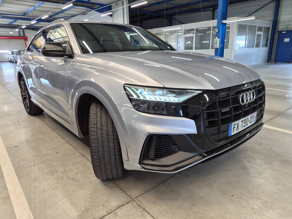 Audi Q8 60 TFSIe Competition