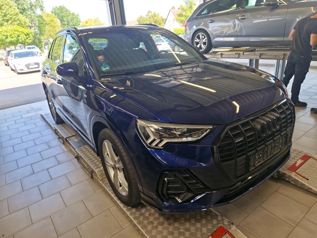 Audi Q3 40 TFSI S Line