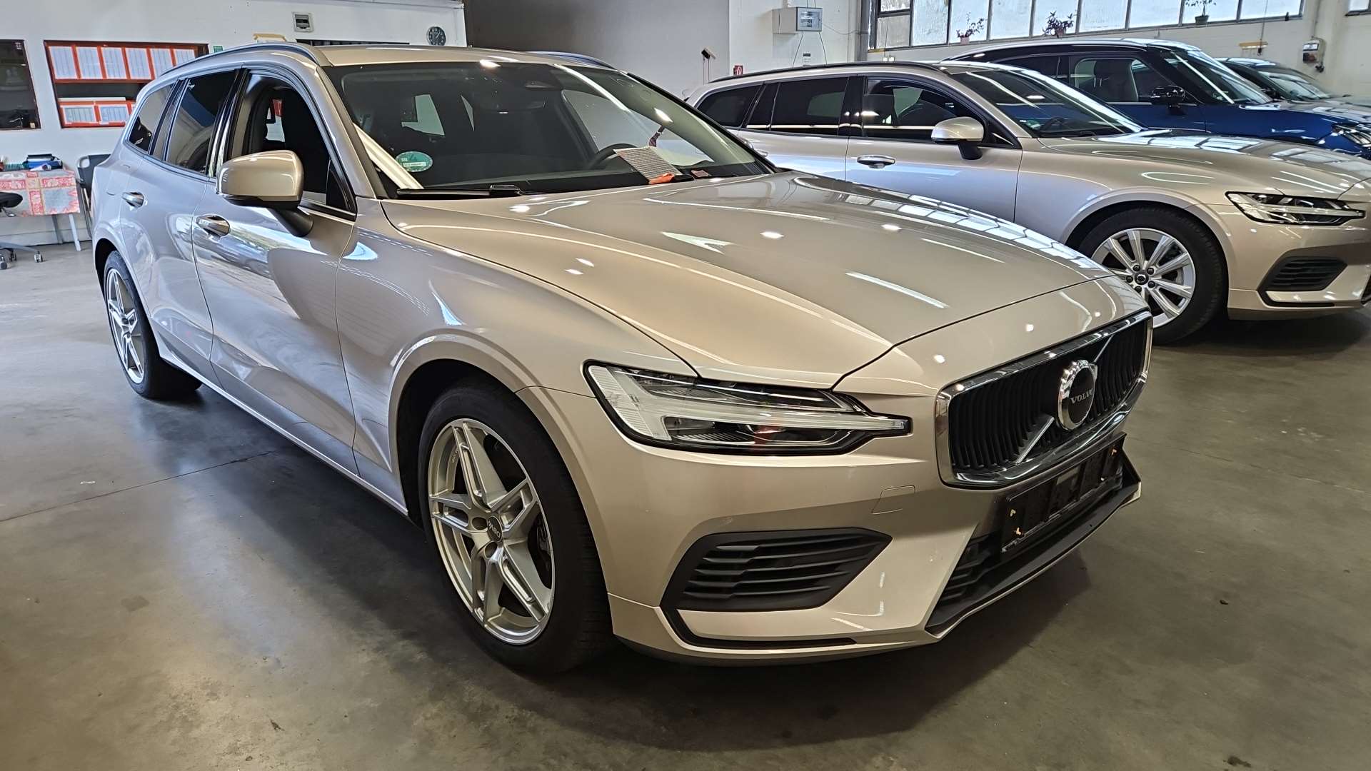 Volvo V60 T6 Core