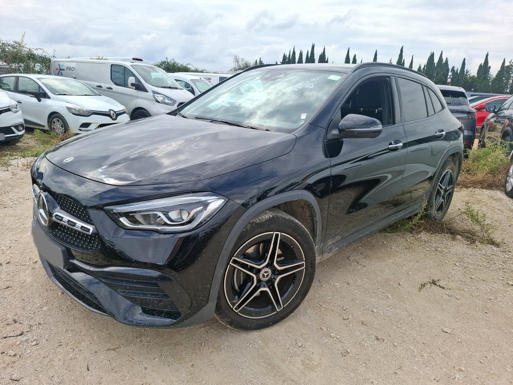 Mercedes-Benz GLA 250e AMG Line