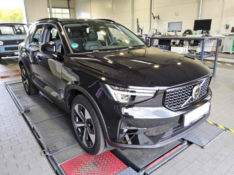 Volvo XC40 B4 Plus Dark
