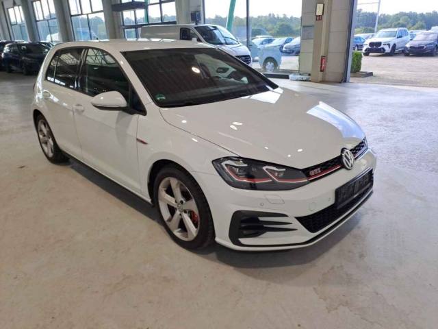 Volkswagen Golf GTI 2.0 Performance