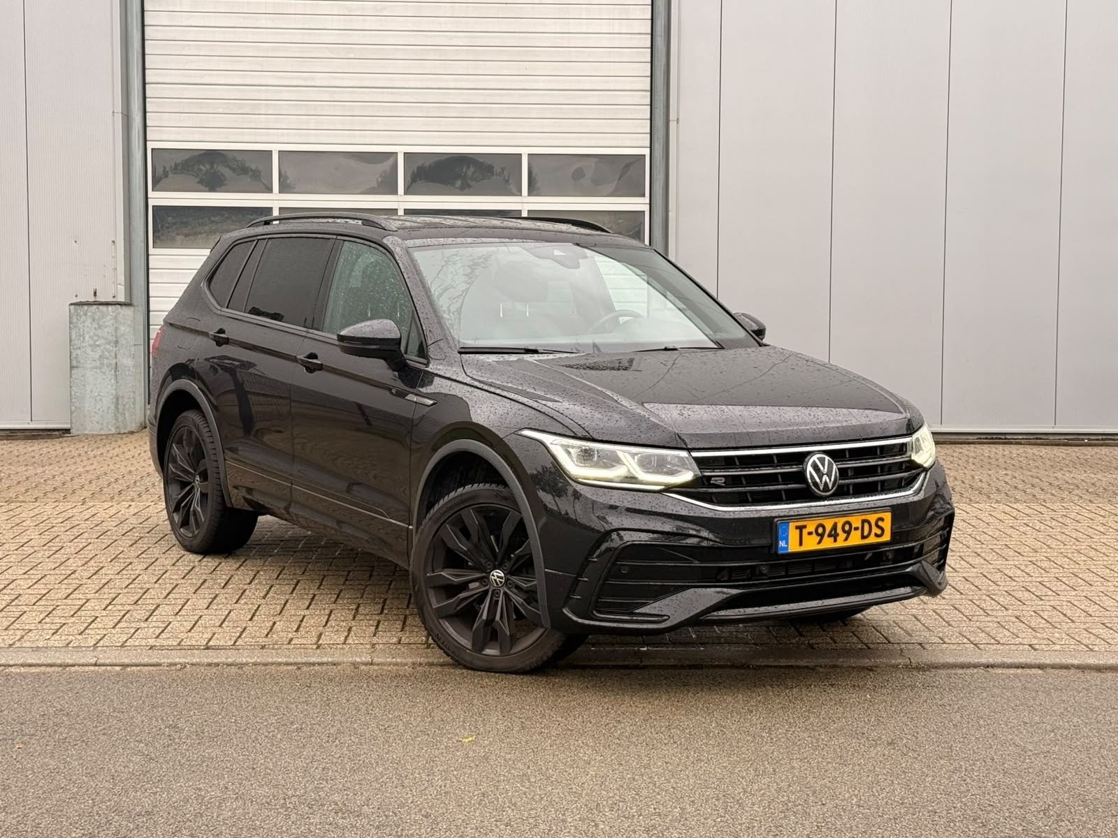 Volkswagen Tiguan Allspace 1.5 TSI R-Line