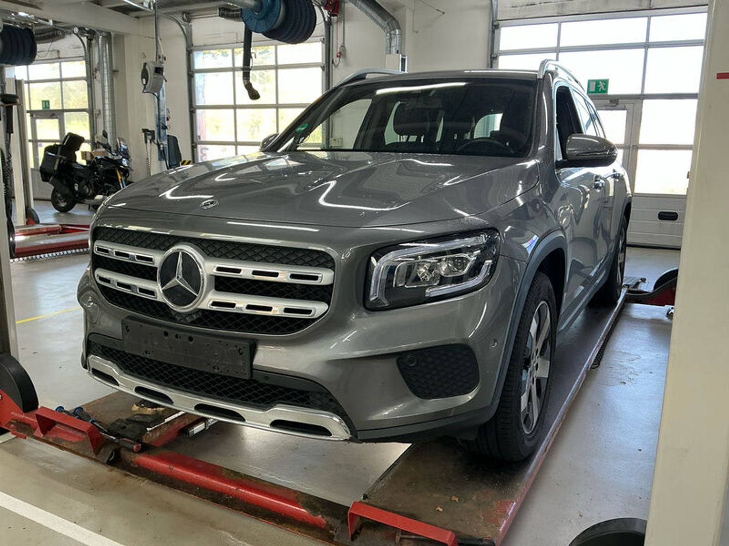 Mercedes-Benz GLB-Class Business