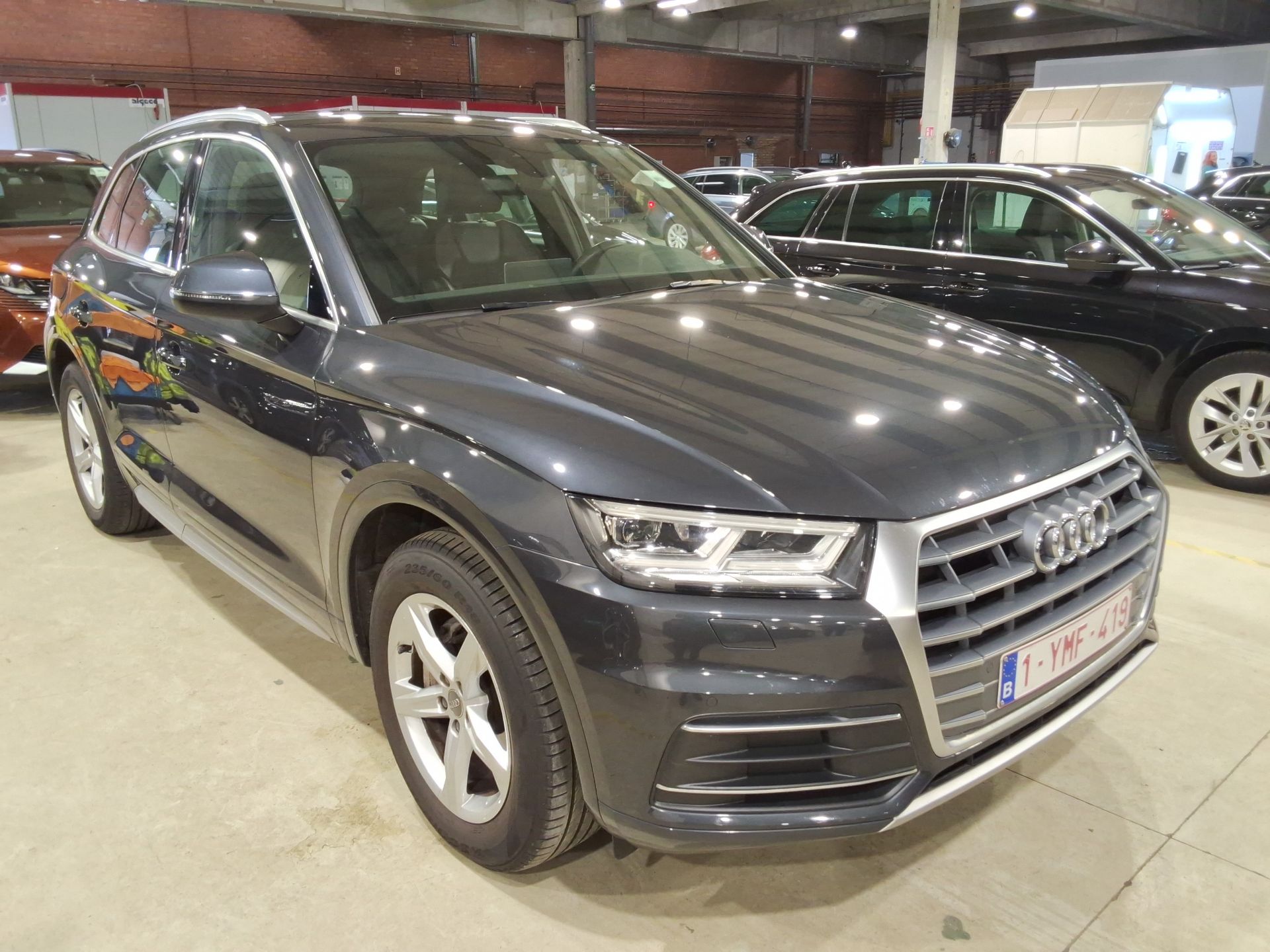 Audi Q5 30 TDI Business