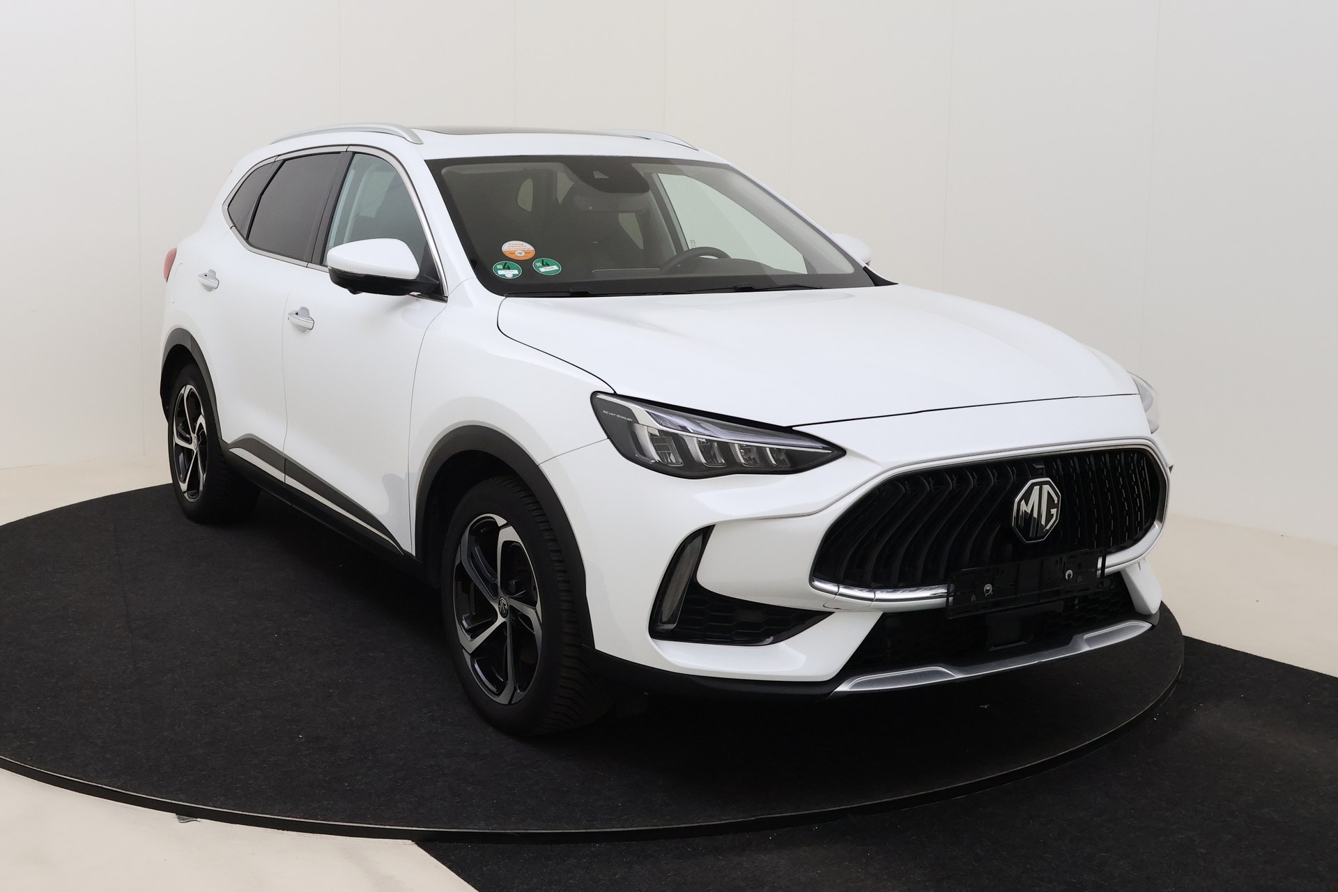 MG EHS 1.5 Luxury