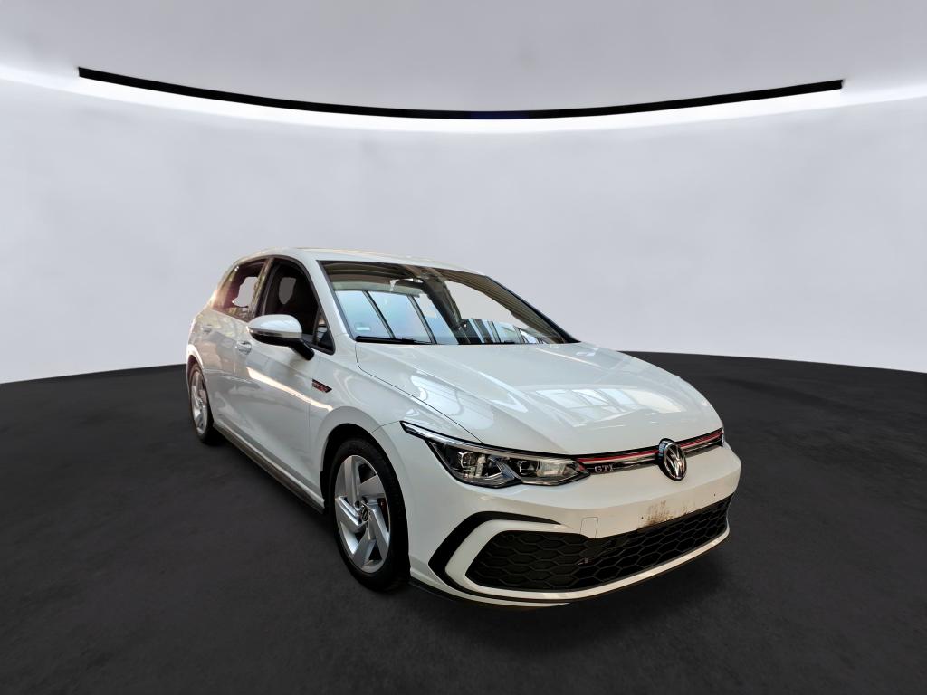 Volkswagen Golf 2.0 TSI