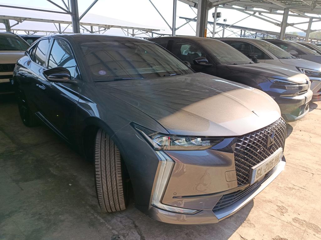 DS 4 1.6 E-Tense Performance Line +