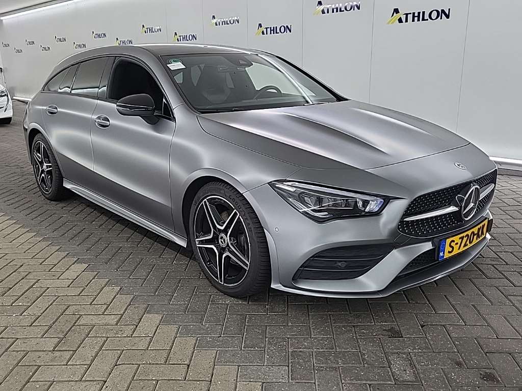 Mercedes-Benz CLA Shooting Brake 180 AMG Line