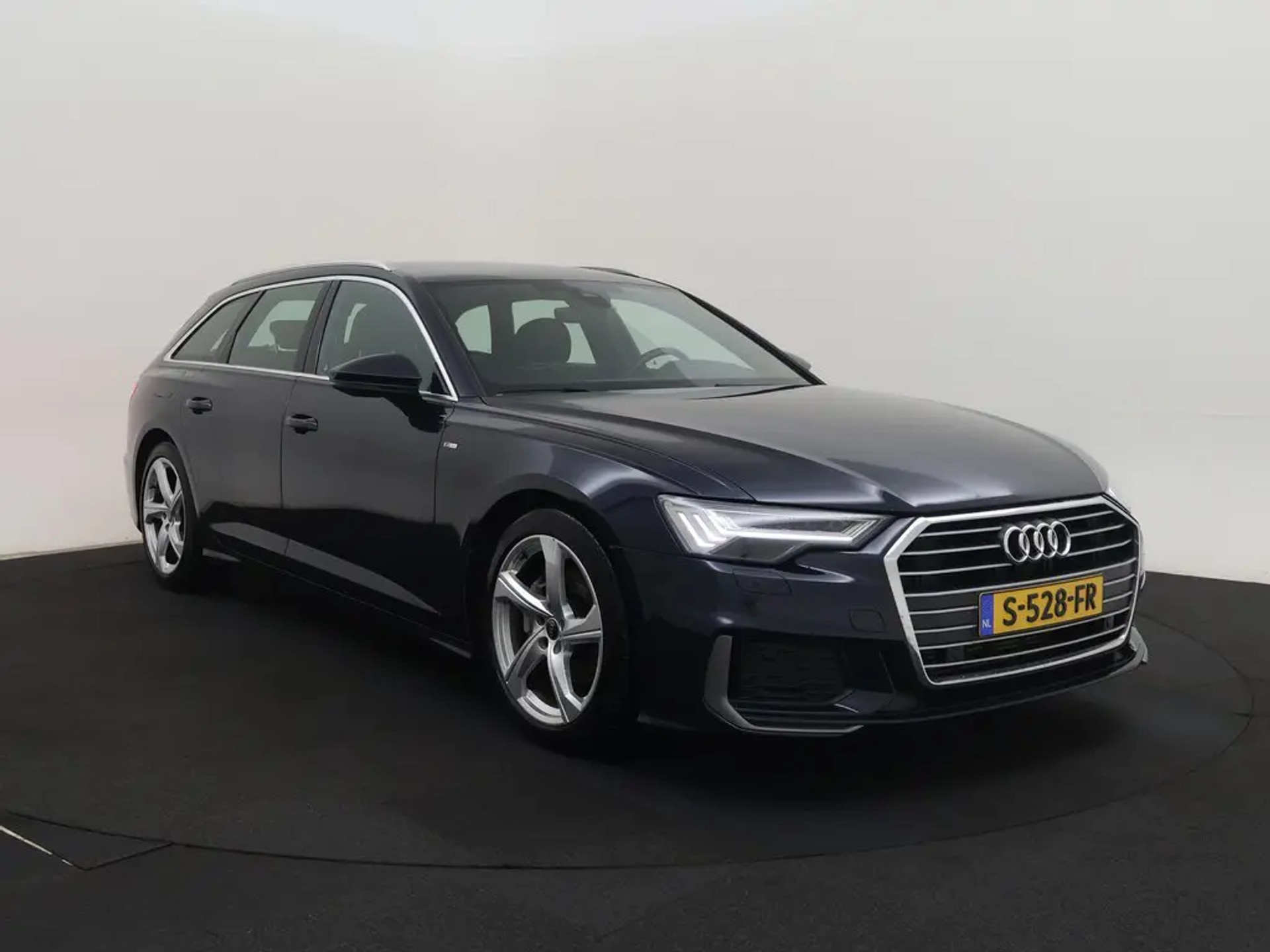 Audi A6 Avant 40 TFSI S Edition