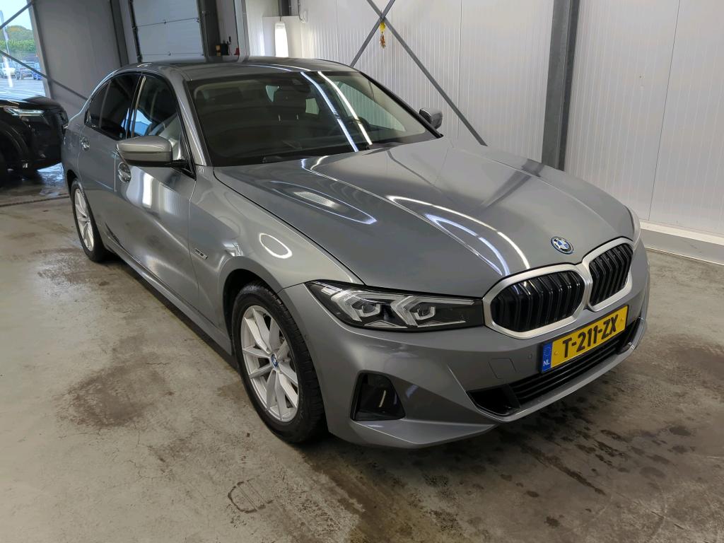 BMW 3 Series 320e