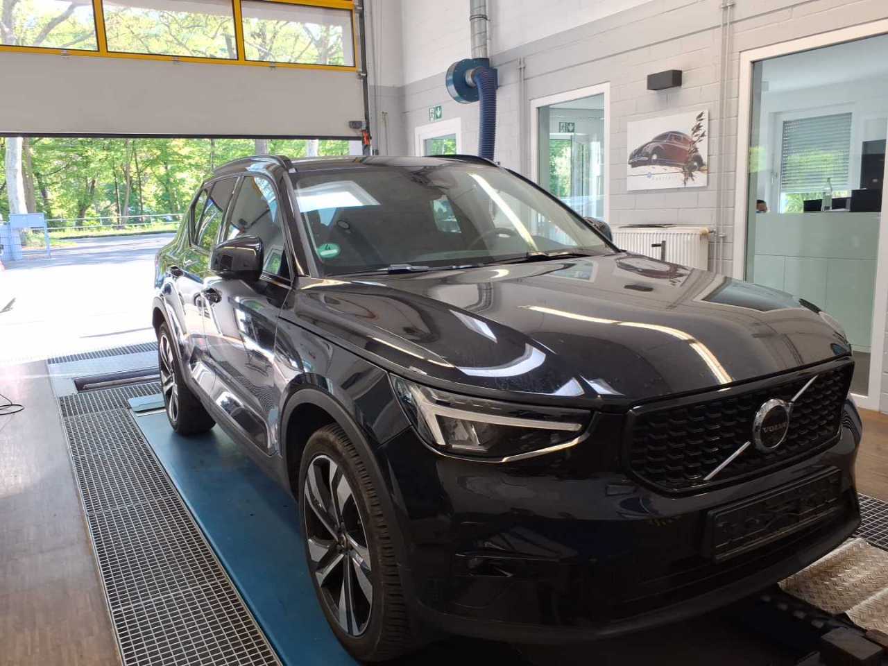 Volvo XC40 B4 Ultimate Dark