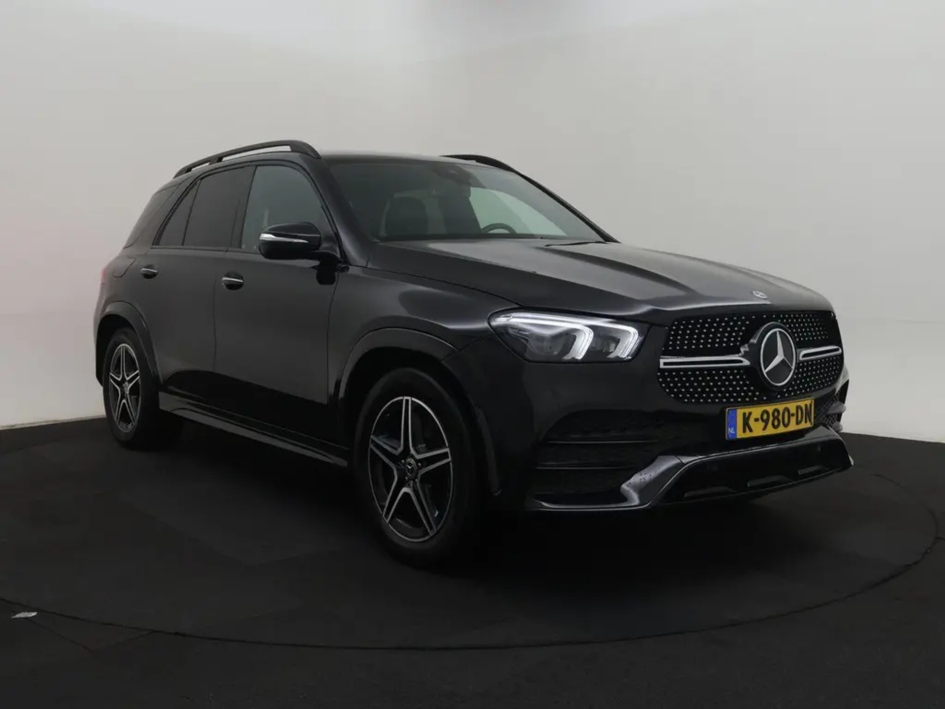 Mercedes-Benz GLE 300d AMG Line