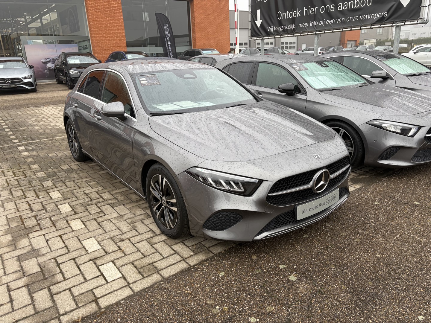 Mercedes-Benz A 180d Luxury Line