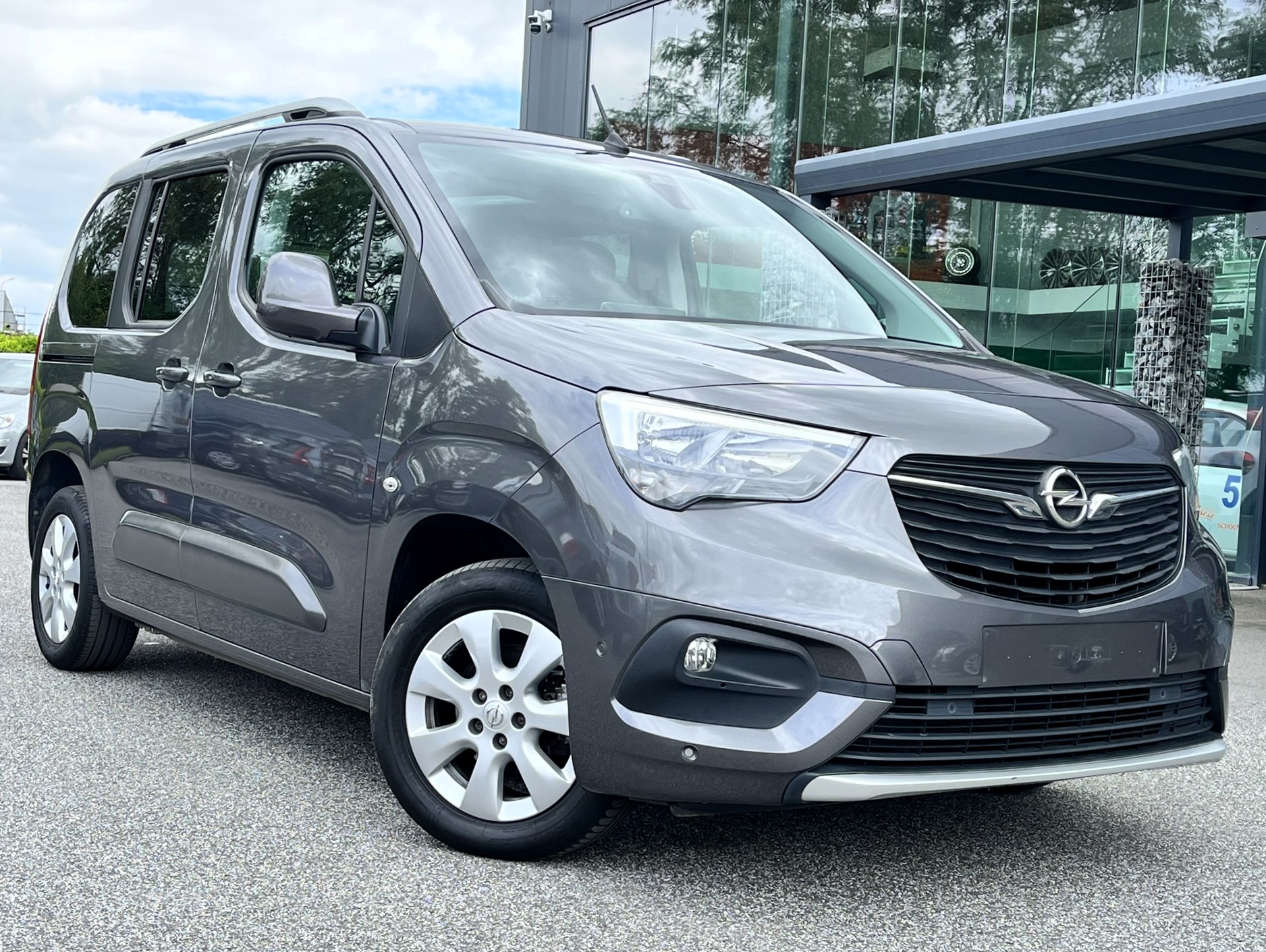 Opel Combo Life 1.2 Edition