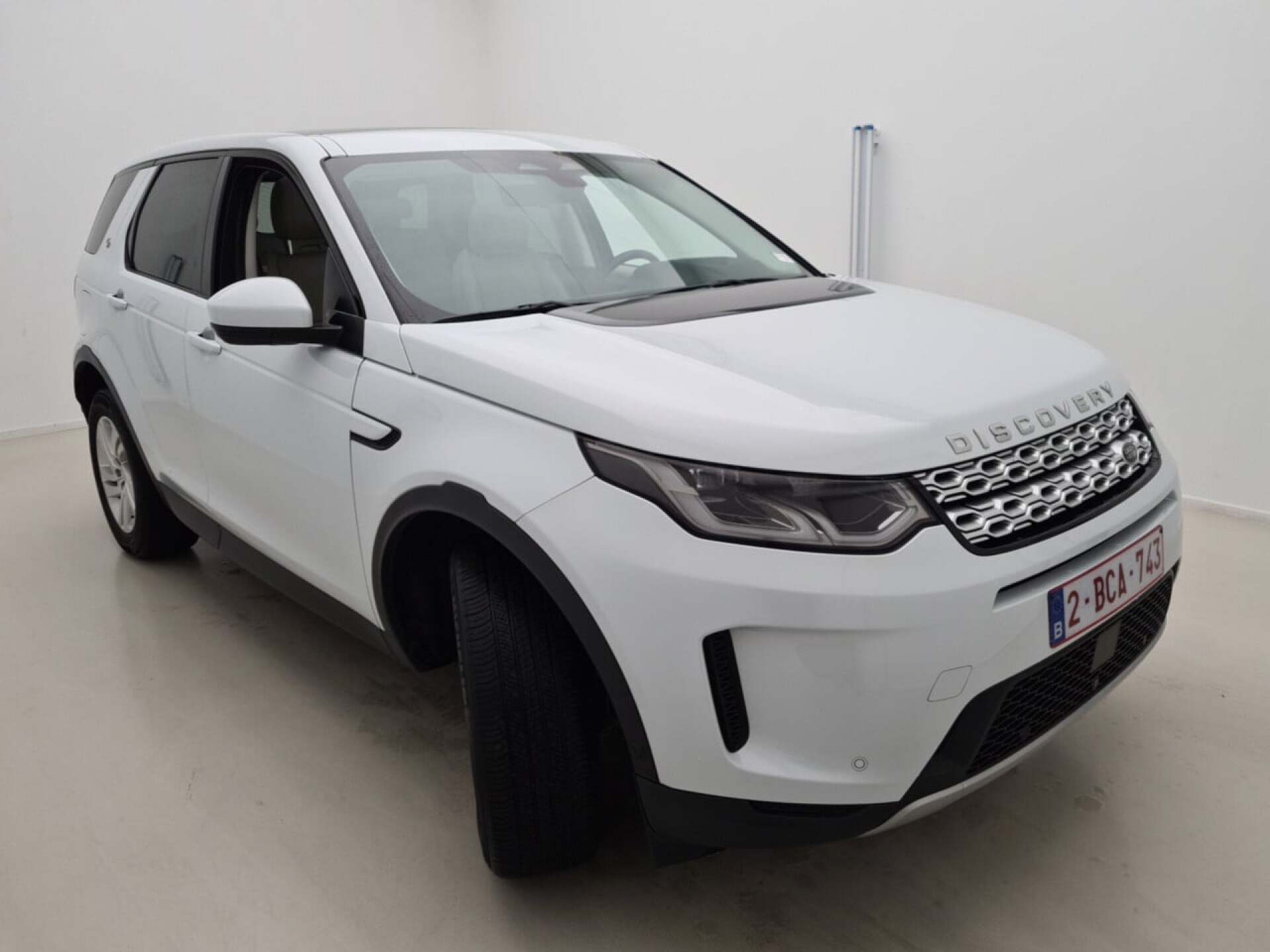 Land Rover Discovery Sport P300e