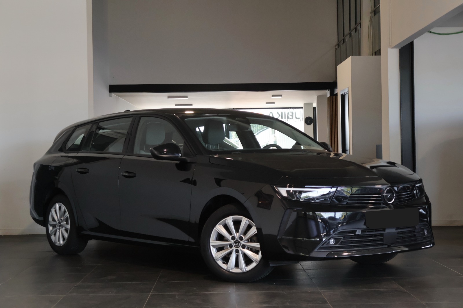 Opel Astra Sports Tourer 1.2 Edition