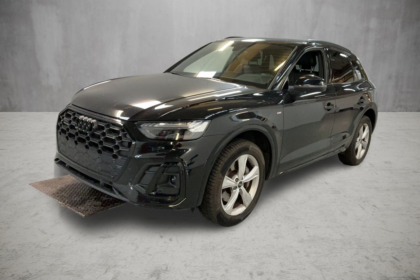 Audi Q5 S Line Midnight Edition