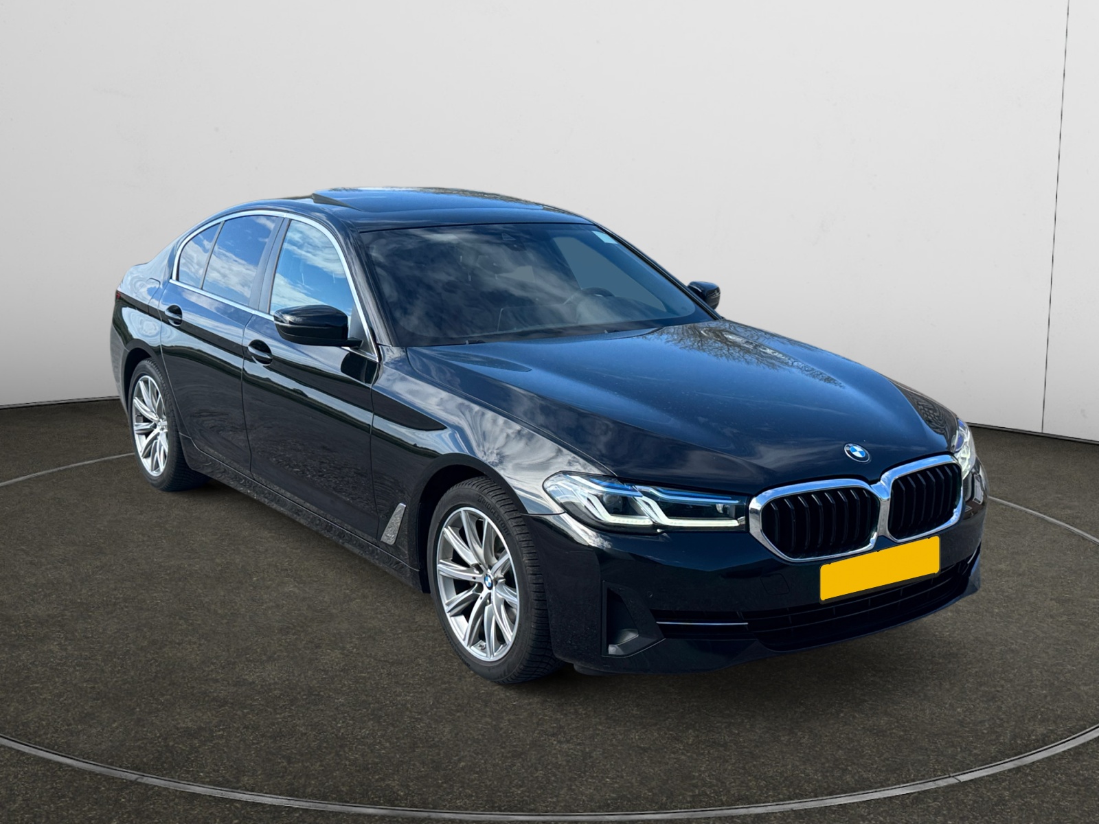 BMW 5 Series 520i Business