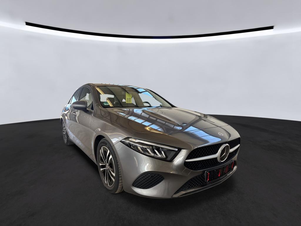 Mercedes-Benz A 220d