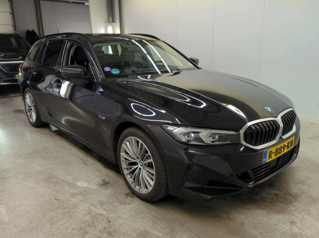 BMW 3 Series Touring 320i Business
