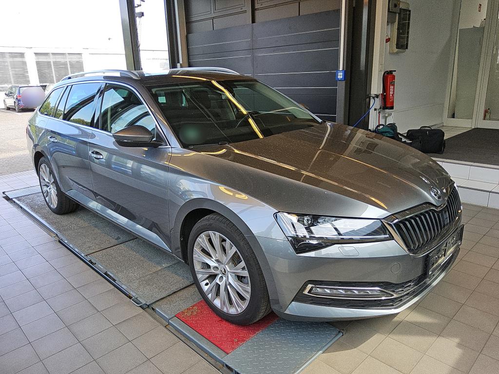 Škoda Superb Combi 2.0 TDI Style