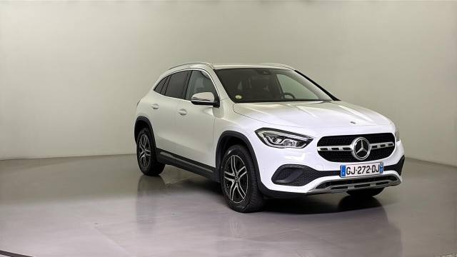 Mercedes-Benz GLA 200d progressive