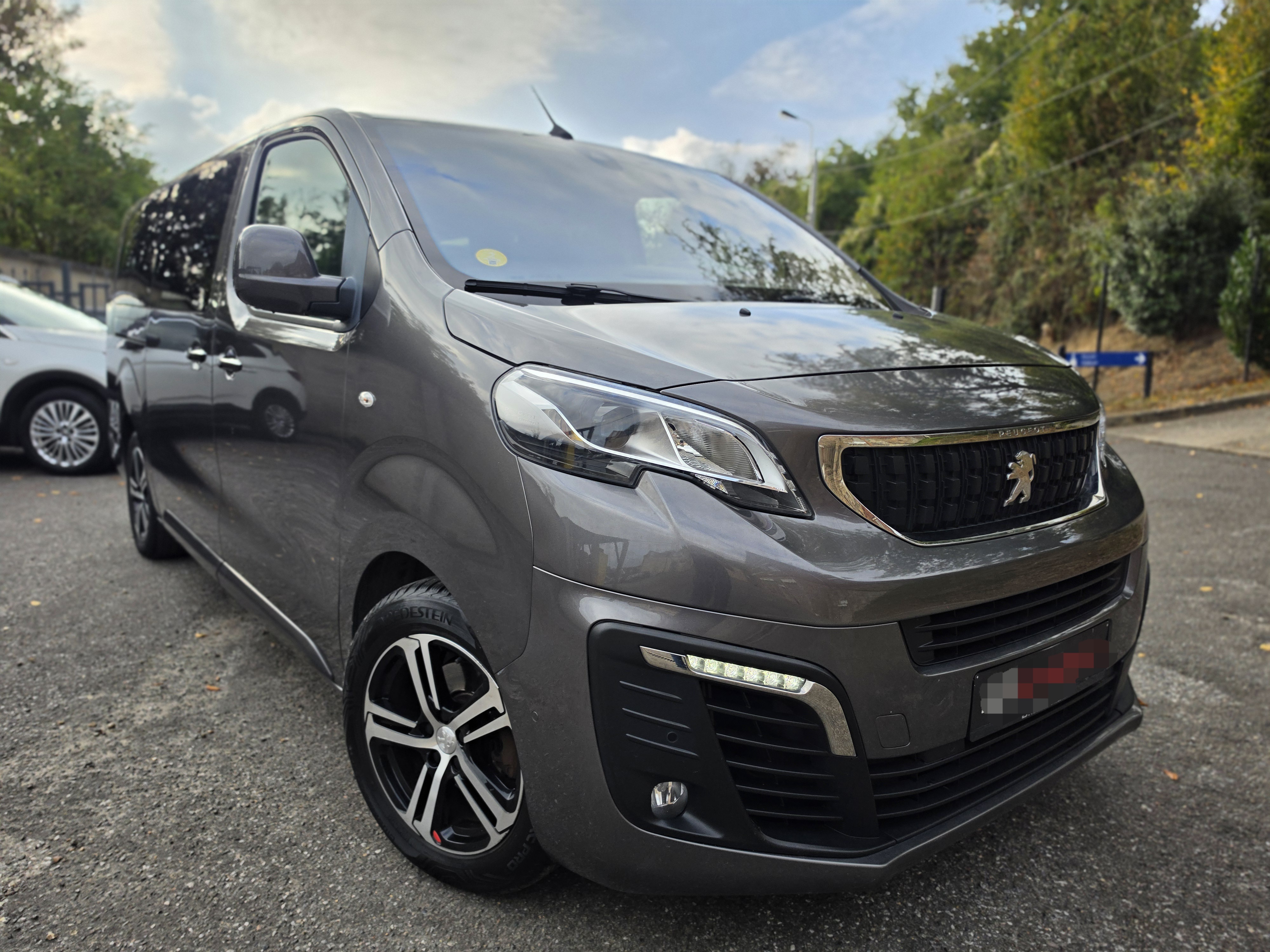 Peugeot Traveller L3 2.0 HDi Allure