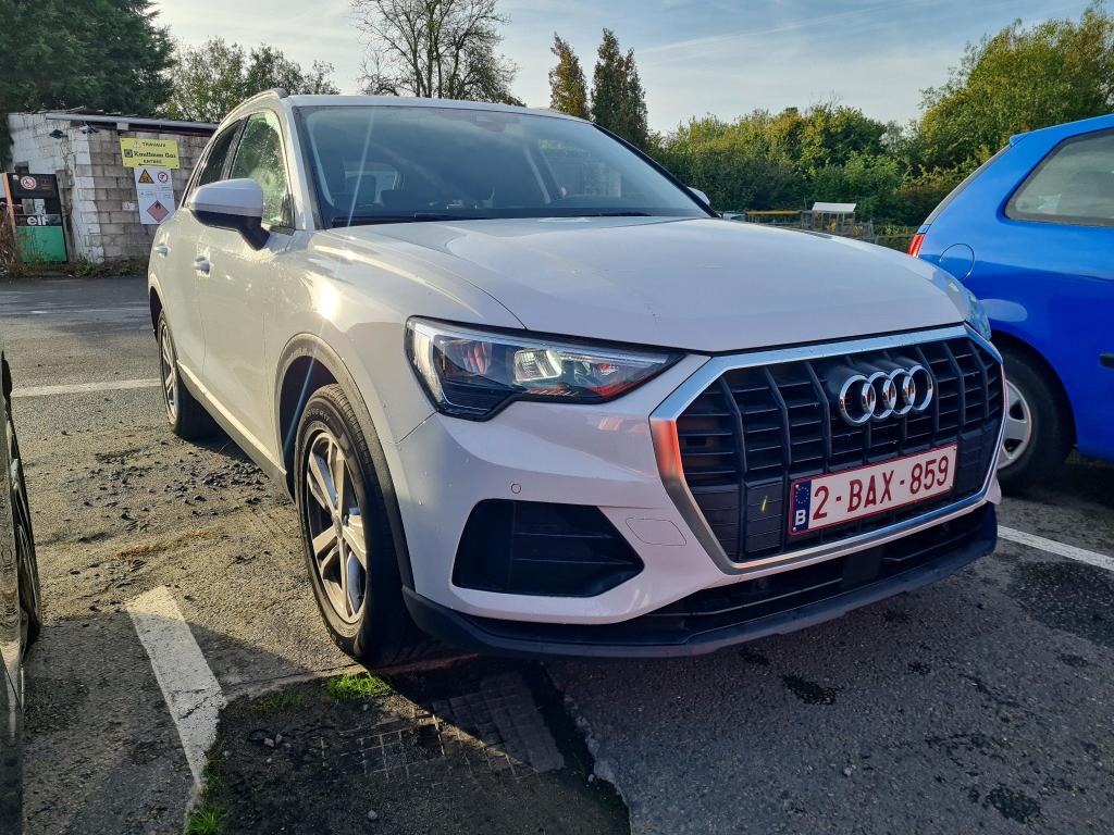 Audi Q3 35 TDI Business