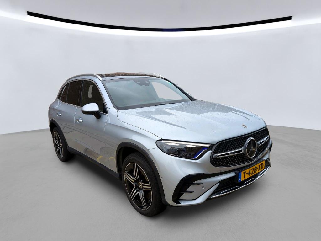 Mercedes-Benz GLC 300e AMG Line