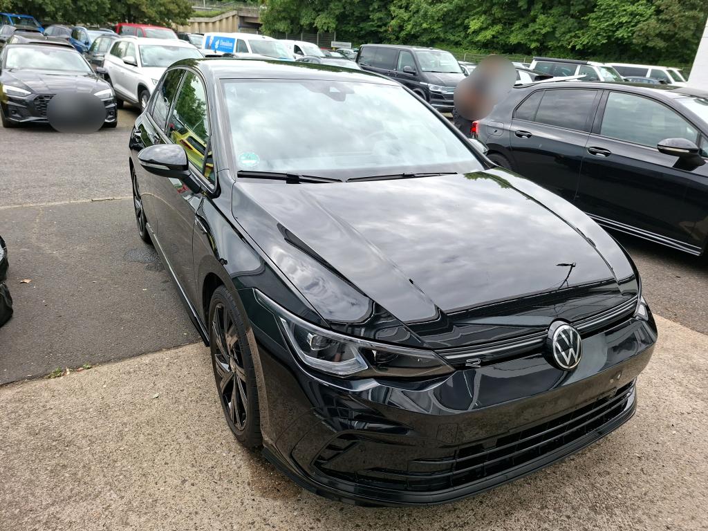 Volkswagen Golf 1.5 eTSI R-Line