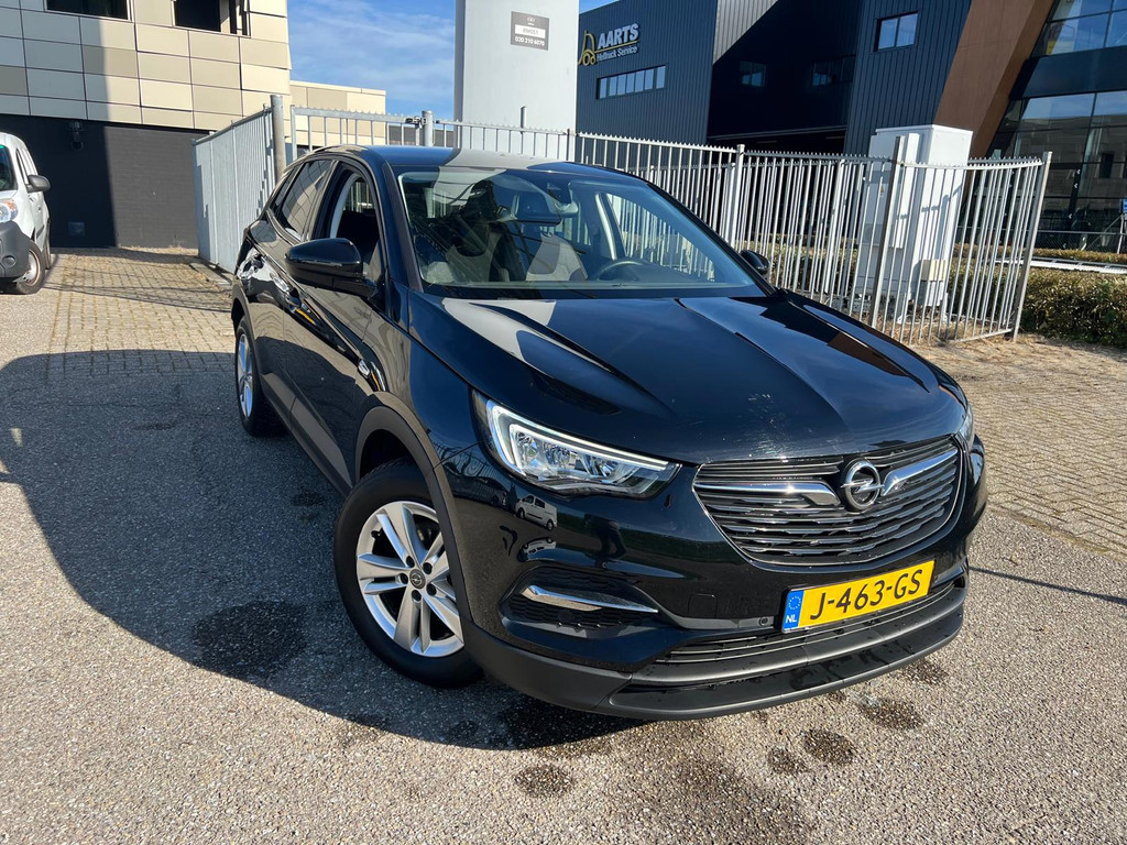 Opel Grandland 1.2 Business
