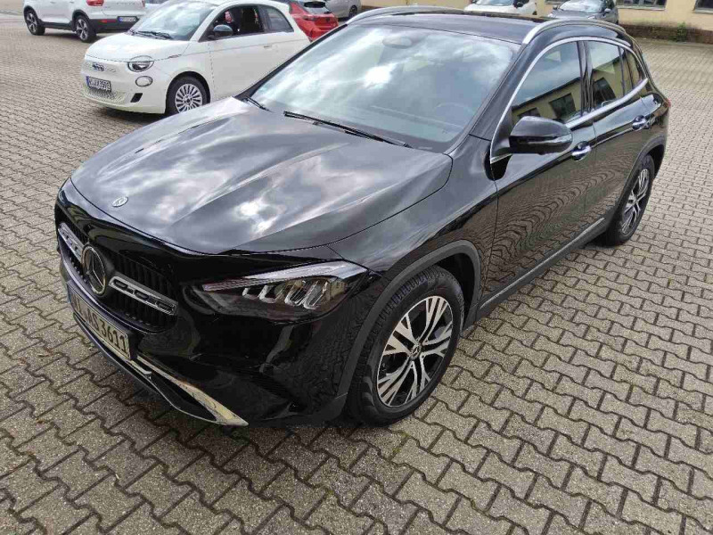 Mercedes-Benz GLA 200 progressive
