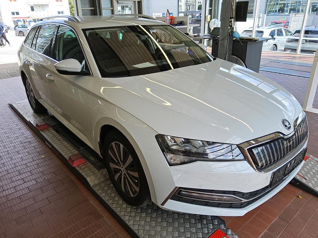 Skoda Superb Combi 1.4 TSI Style