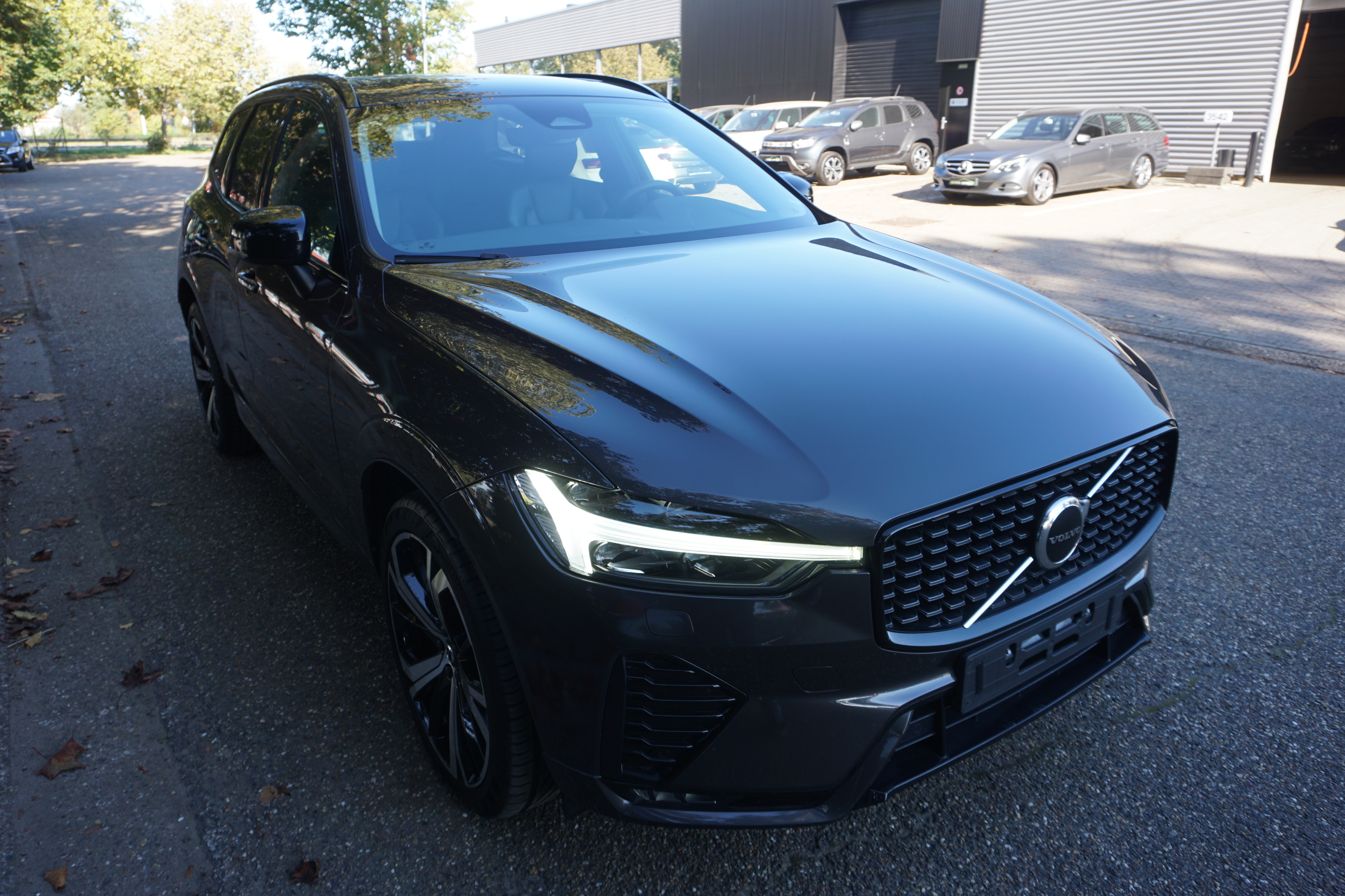 Volvo XC60 B4 Plus Dark