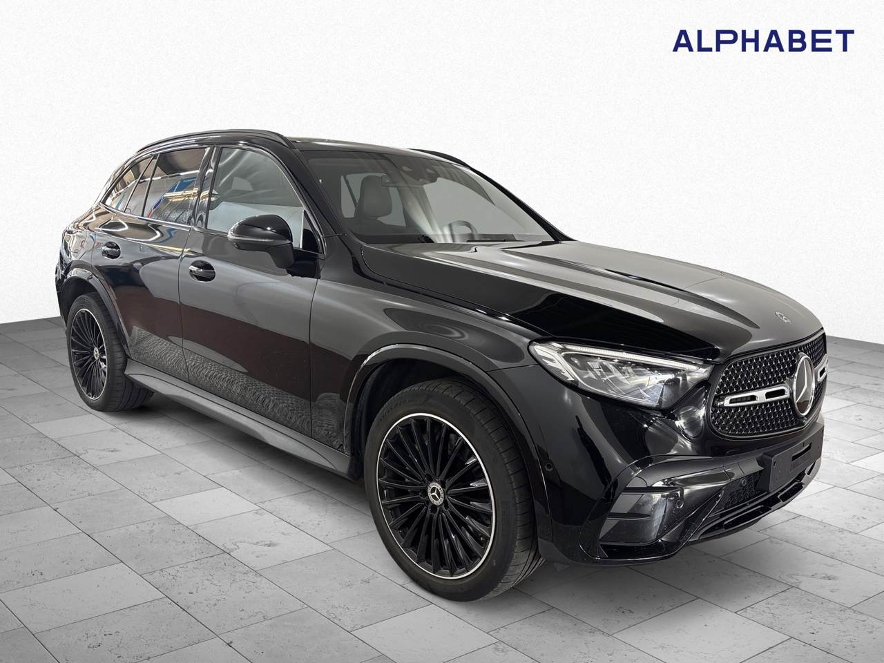 Mercedes-Benz GLC 300e AMG Line