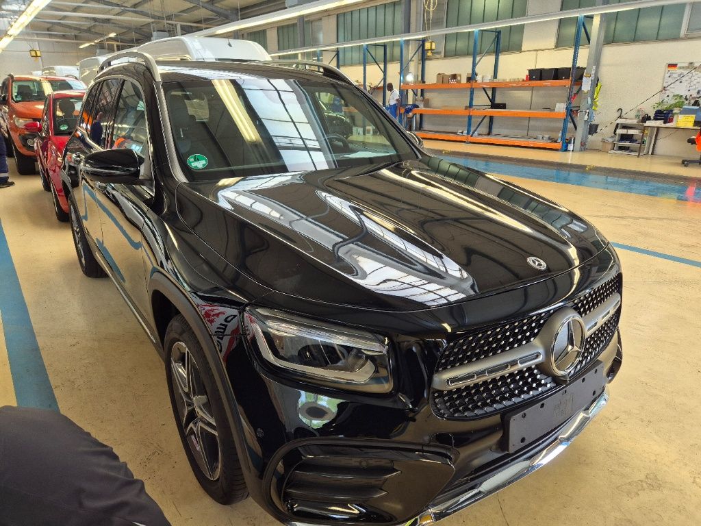 Mercedes-Benz GLB 200 AMG Line
