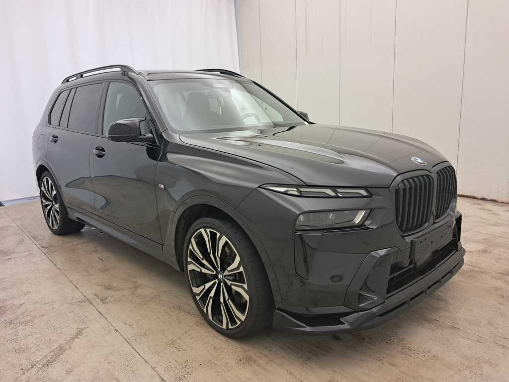 BMW X7 40