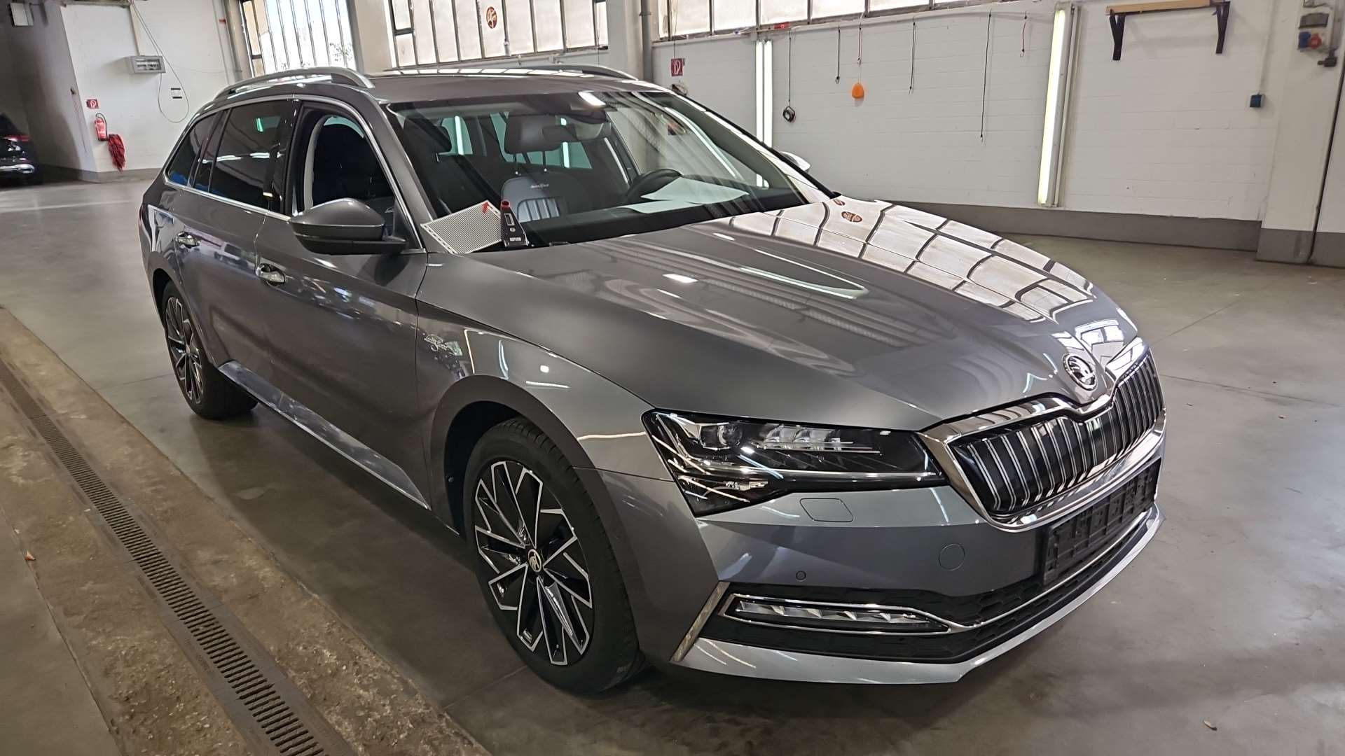 Škoda Superb Combi 1.4 TSI L&K