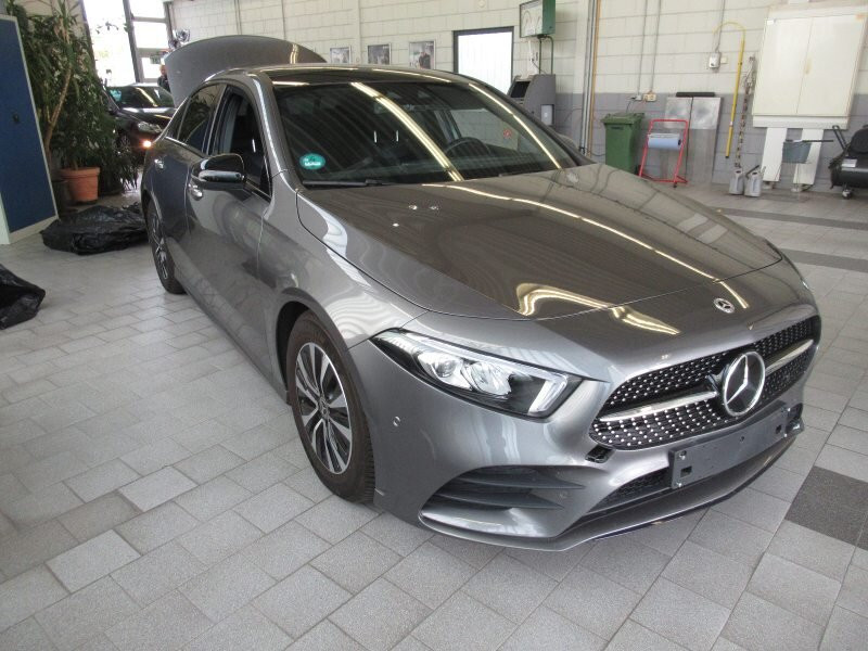 Mercedes-Benz A 200 AMG Line
